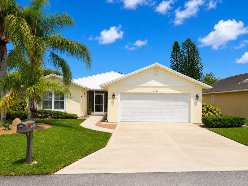3 bedroom Single Family Residence at 6730 Gaviota, Spanish Lakes Fairways NE Phase, Fort Pierce — photo 5