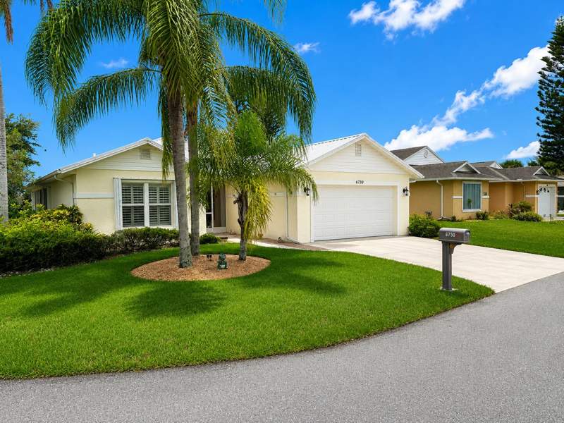 3 bedroom Single Family Residence at 6730 Gaviota, Spanish Lakes Fairways NE Phase, Fort Pierce — photo 4