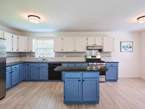 296 SE Wentworth Drive, Stuart FL - photo 12 of 56