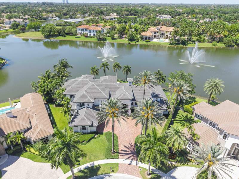 7 bedroom Single Family Residence at 366 Sweet Bay Avenue, Hawks Landing / Enclave, Plantation — photo 3