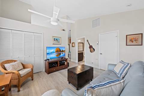 8209 Waterline Drive, Boynton Beach FL - photo 18 of 32