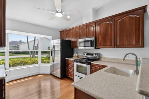 10924 SE Stonehill Lane, Hobe Sound FL - photo 7 of 35