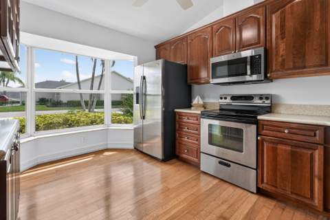 10924 SE Stonehill Lane, Hobe Sound FL - photo 8 of 35