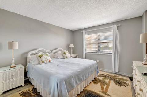 10980 S Ocean Drive #513, Jensen Beach FL - photo 18 of 34