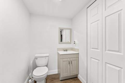 3874 Victoria Drive, West Palm Beach FL - photo 7 of 17