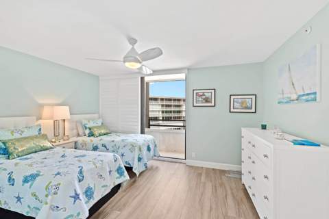3560 S Ocean Boulevard #706, South Palm Beach FL - photo 13 of 57