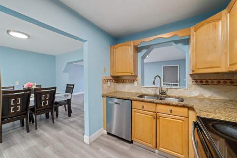 6767 Massachusetts Drive, Lake Worth FL - photo 11 of 29