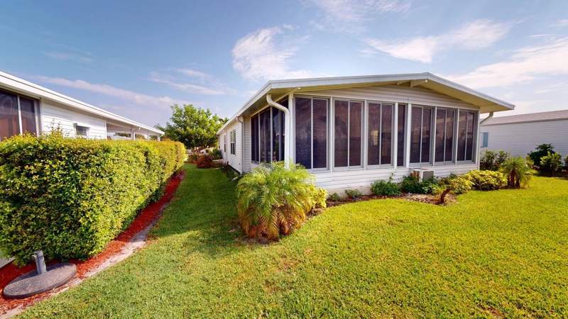 2 bedroom Manufactured Home at 3325 Ironwood Avenue, Savanna Club, Port St. Lucie — photo 5