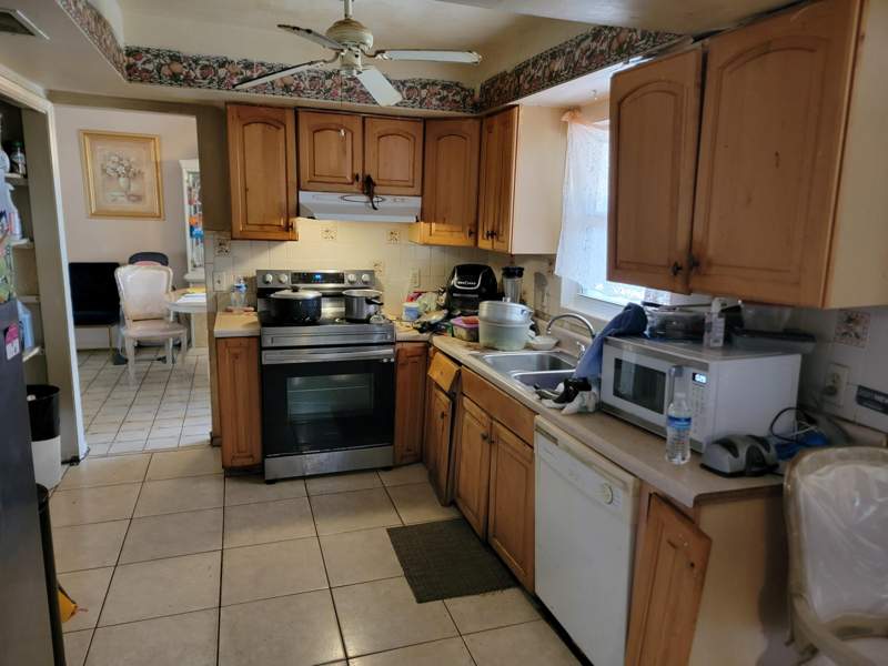 3 bedroom Single Family Residence at 10641 NW 28TH Place, SUNRISE GOLF VILLAGE SEC 21, Sunrise — photo 5