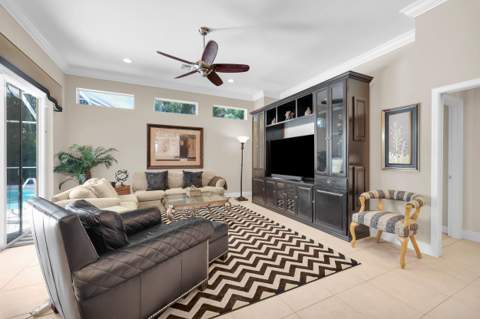 19064 SE Jupiter River Drive, Jupiter FL - photo 13 of 35