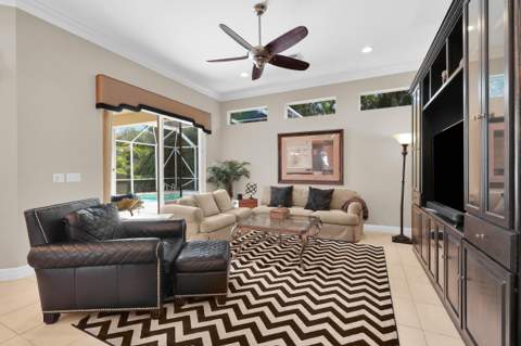 19064 SE Jupiter River Drive, Jupiter FL - photo 14 of 35