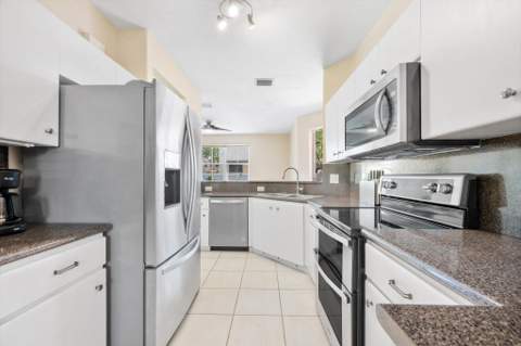 16951 SW 34th Street, Miramar FL - photo 7 of 37