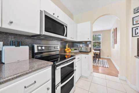 16951 SW 34th Street, Miramar FL - photo 9 of 37