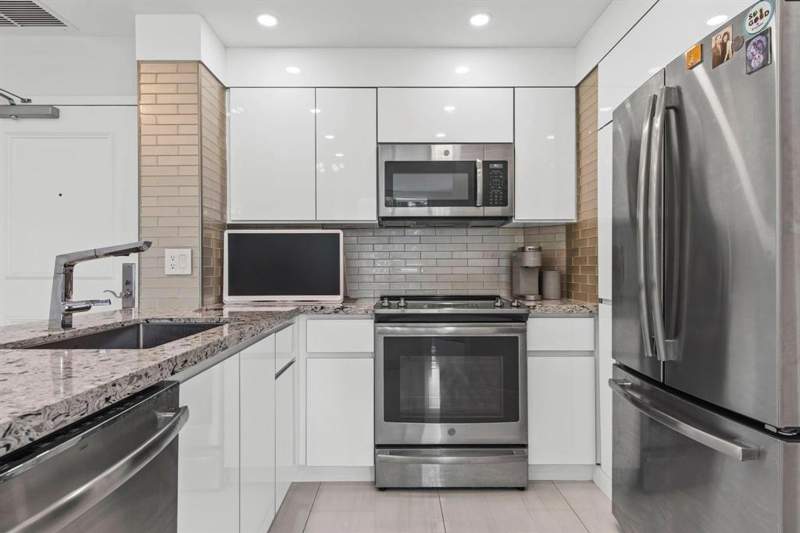 2 bedroom Condominium at 347 N New River Drive #310, Watergarden Condo, Fort Lauderdale — photo 3