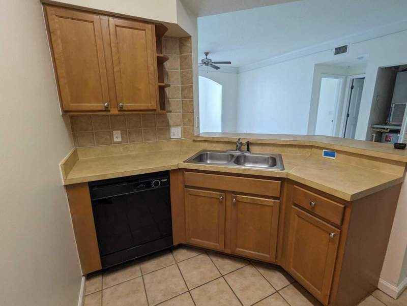2 bedroom Condominium at 9857 Baywinds Drive #9103, Mezzano Condo, West Palm Beach — photo 2