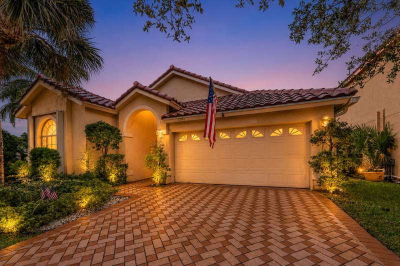 3 bedroom Single Family Residence at 12910 Clifton, Monterey Bay / Boca Winds, Boca Raton — photo 2