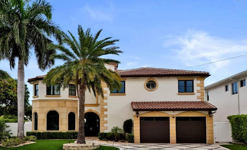 6 bedroom Single Family Residence at 4930 NE 27th Terrace, Coral Key Villas 3rd Sec, Lighthouse Point — photo 2