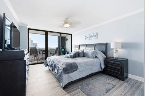 5600 N Flagler Drive #1105, West Palm Beach FL - photo 9 of 25