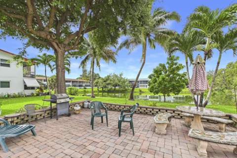 272 Northampton N, West Palm Beach FL - photo 6 of 50