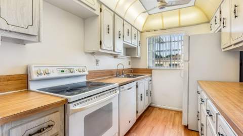 5091 Lakefront Boulevard #C, Delray Beach FL - photo 17 of 31