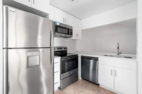 950 Coral Club Drive #950, Coral Springs FL - photo 6 of 34
