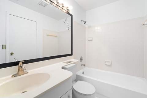 950 Coral Club Drive #950, Coral Springs FL - photo 19 of 34