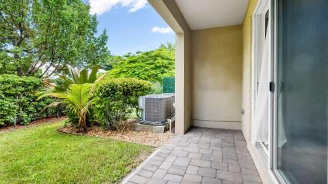 366 SE 1st Way, Deerfield Beach FL - photo 18 of 44