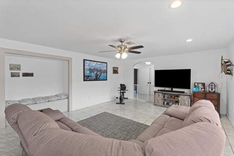 215 SW 8th Street, Boynton Beach FL - photo 9 of 32