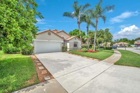 8576 Windy Circle, Boynton Beach FL - photo 20 of 71
