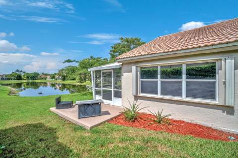 8576 Windy Circle, Boynton Beach FL - photo 10 of 71