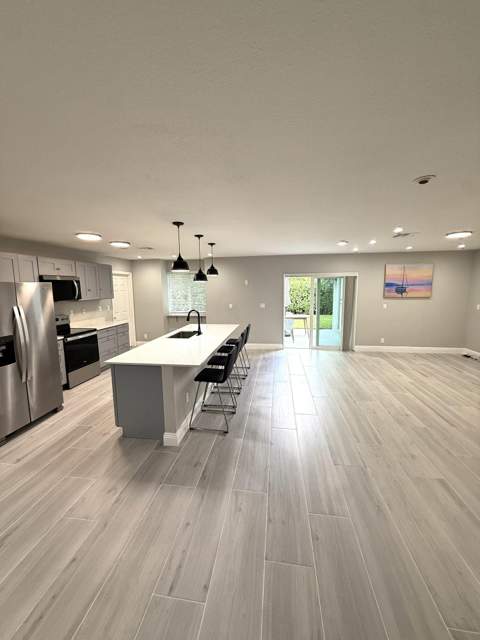 12480 SW 2nd Street, Plantation FL - photo 6 of 21