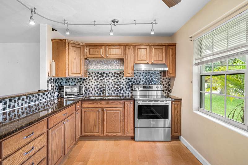 3 bedroom Single Family Residence at 5709 SE Indigo Avenue, Hibiscus Park, Stuart — photo 5