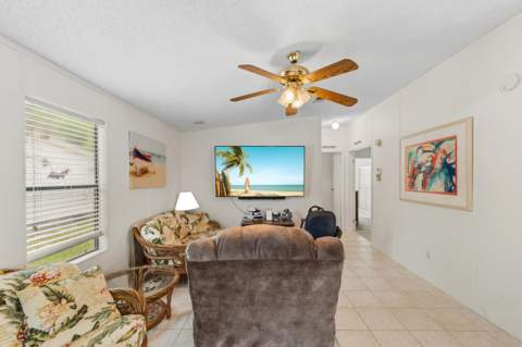 3179 Columbrina Circle, Port St. Lucie FL - photo 11 of 25
