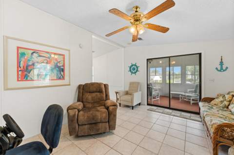 3179 Columbrina Circle, Port St. Lucie FL - photo 13 of 25