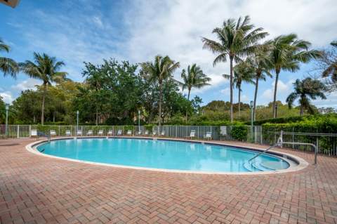 7775 Yardley Drive #314, Tamarac FL - photo 13 of 40