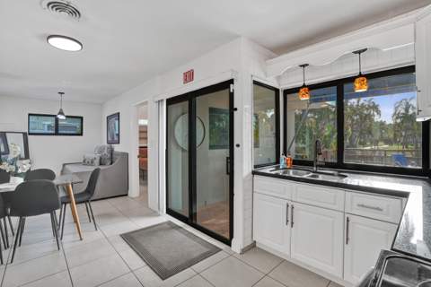 3672 NW 18th Avenue, Oakland Park FL - photo 18 of 56