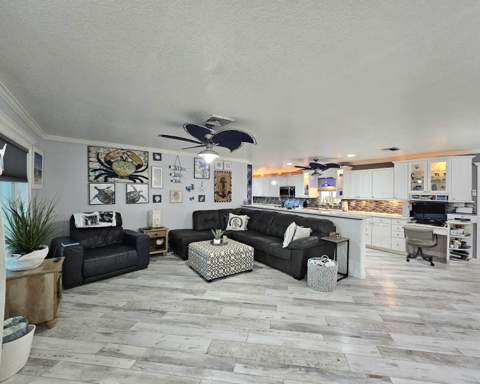 807 Grandview Boulevard, Fort Pierce FL - photo 9 of 29