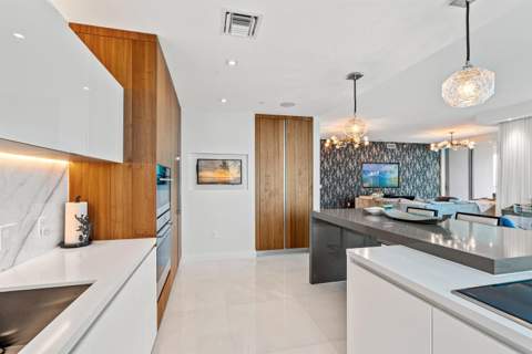 701 N Fort Lauderdale Beach Boulevard #405, Fort Lauderdale FL - photo 11 of 52