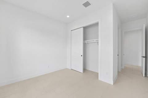 10005 Driftwood Way, Palm Beach Gardens FL - photo 14 of 41