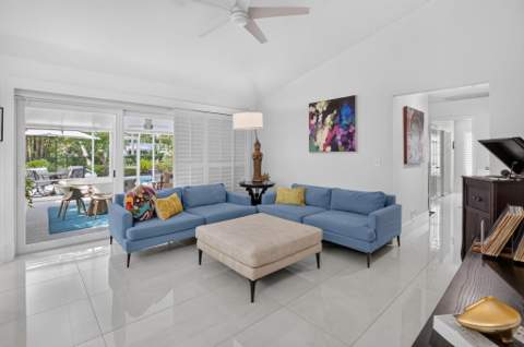 3864 Satin Leaf Court, Delray Beach FL - photo 9 of 38