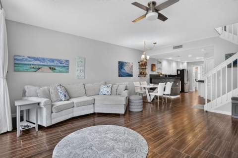 209 Fortuna Drive, Palm Beach Gardens FL - photo 13 of 68