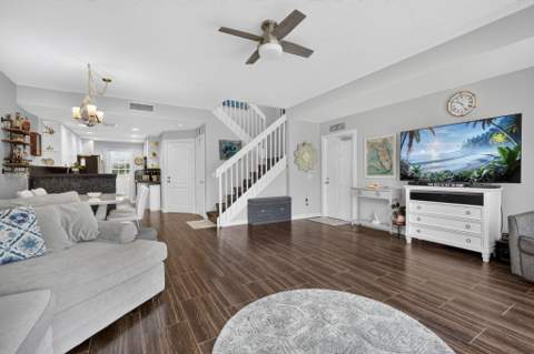 209 Fortuna Drive, Palm Beach Gardens FL - photo 15 of 68