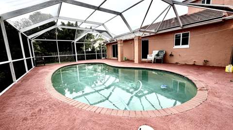 3130 Sunset Circle, Margate FL - photo 13 of 23