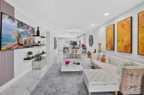 8967 Belle Aire Drive, Boca Raton FL - photo 10 of 39