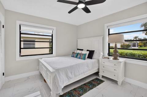 8967 Belle Aire Drive, Boca Raton FL - photo 20 of 39