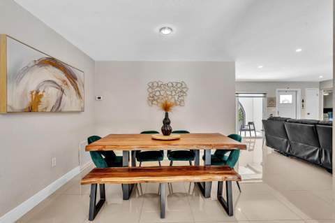 2070 NW 78th Avenue, Sunrise FL - photo 13 of 51