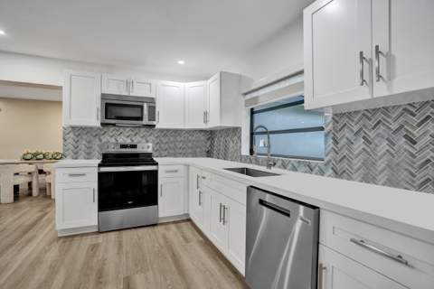 885 Azalea Court, Plantation FL - photo 13 of 35