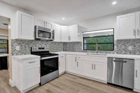 885 Azalea Court, Plantation FL - photo 15 of 35