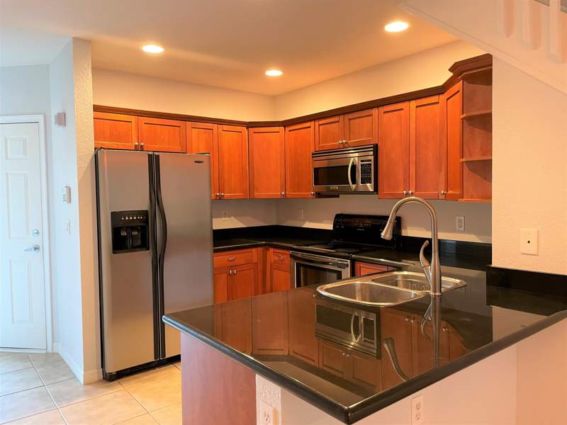 3 bedroom Townhouse at 602 S Federal Highway #5, Pineapple Village North, Lake Worth Beach — photo 4