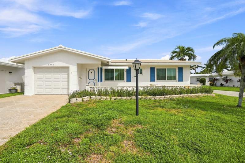 3 bedroom Single Family Residence at 1901 SW 17th Street, Palm Beach Leisureville Sec 10, Boynton Beach — photo 2